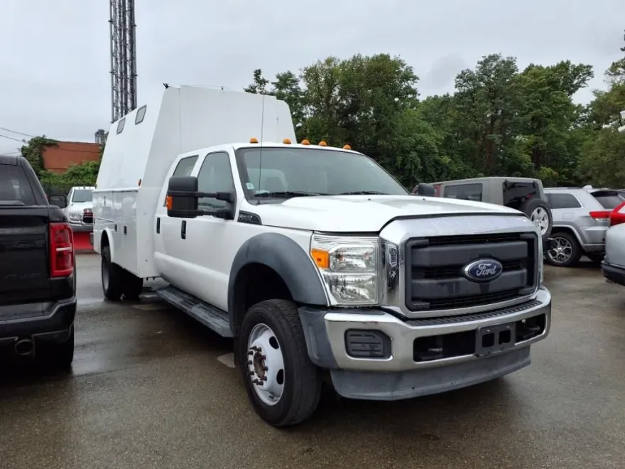 2015 Ford F-550 XL photo 1