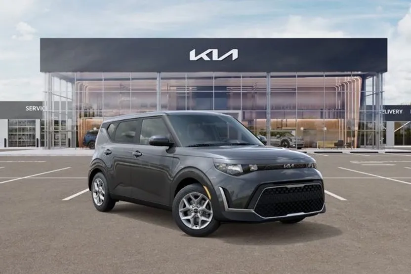 2025 Kia Soul S photo 1