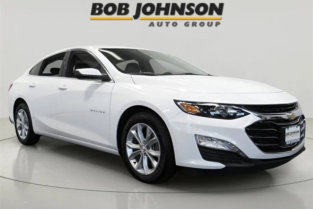 2025 Chevrolet Malibu 1LT photo 1