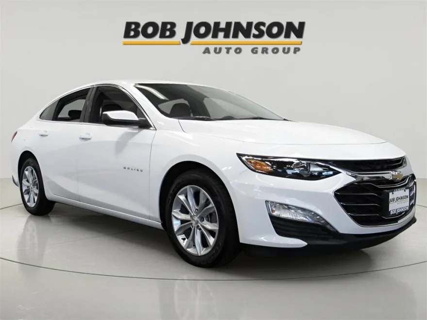 2025 Chevrolet Malibu 1LT photo 1