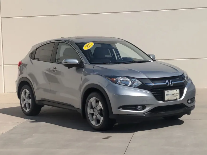 2017 Honda HR-V EX photo 1