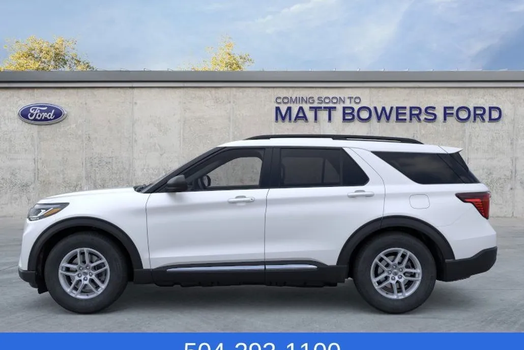 2025 Ford Explorer photo 1