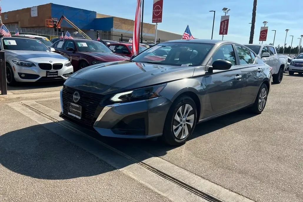 2025 Nissan Altima 2.5 S photo 1