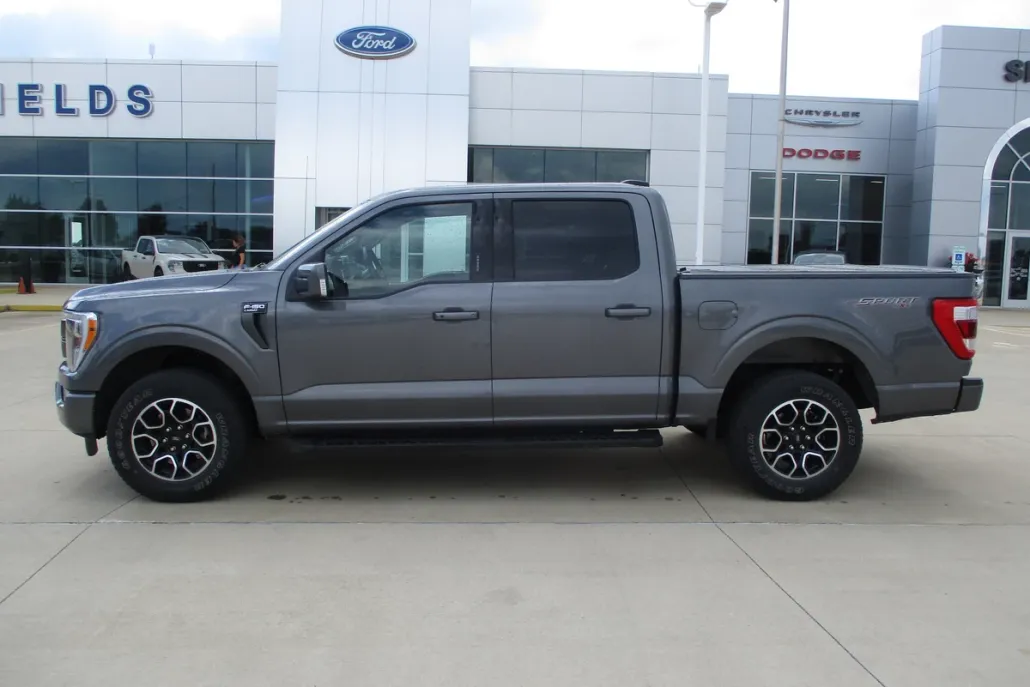 2021 Ford F-150 Lariat photo 1