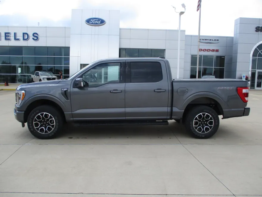2021 Ford F-150 Lariat photo 1