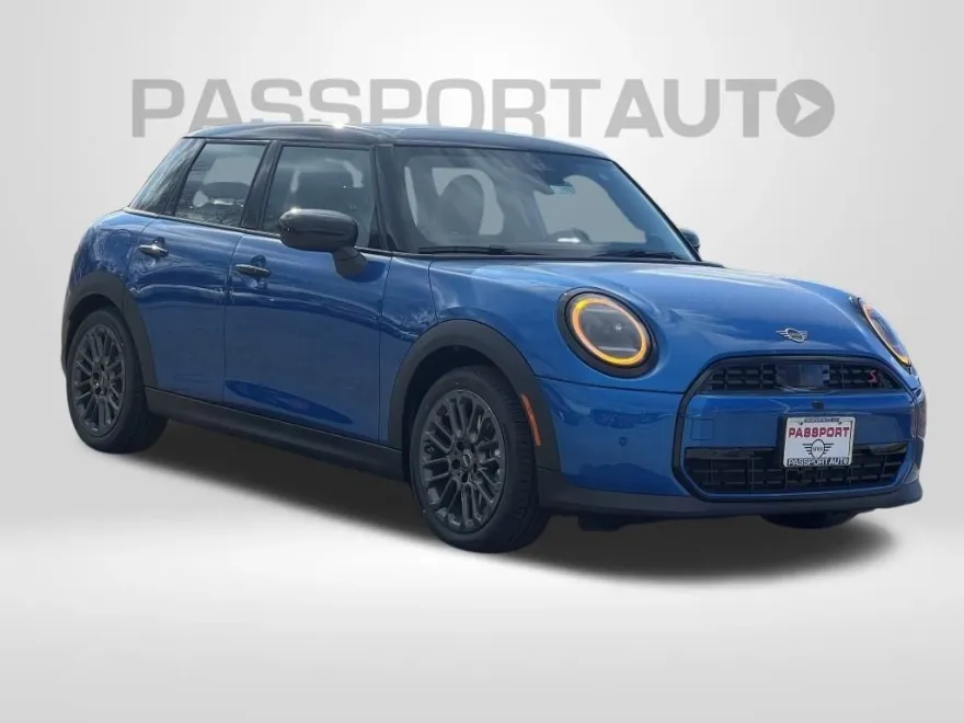 2025 Mini Cooper 4 Door Hardtop S Iconic photo 1