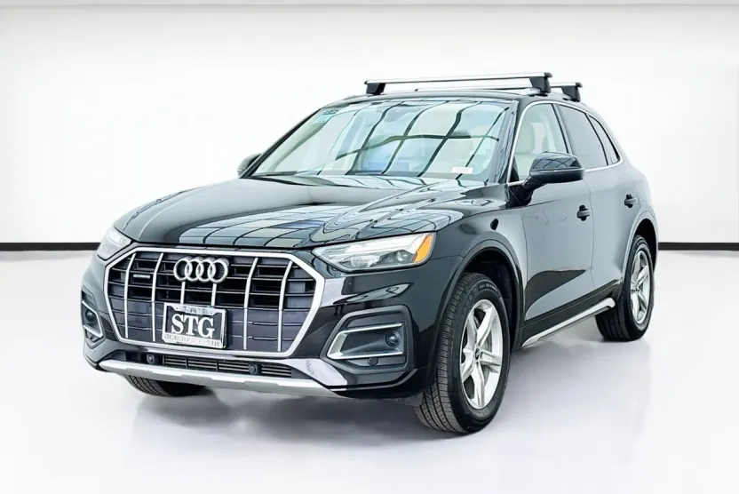 2021 Audi Q5 45 Premium photo 1