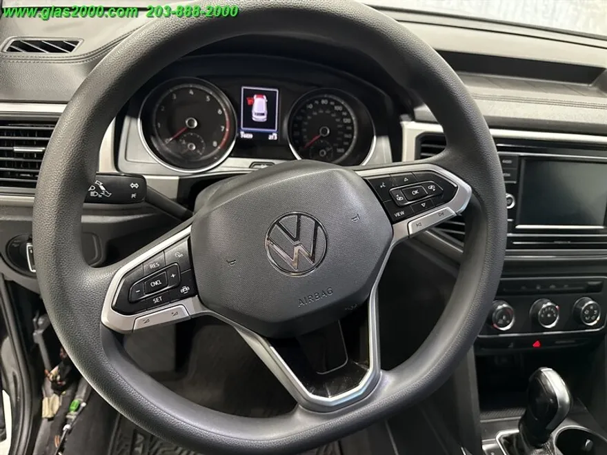 2020 Volkswagen Atlas Cross Sport photo 1