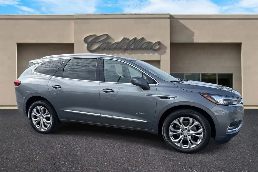 2020 Buick Enclave Avenir photo 1