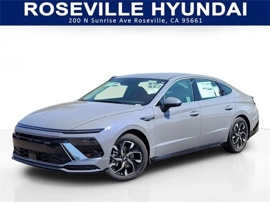 2025 Hyundai Sonata SEL photo 1