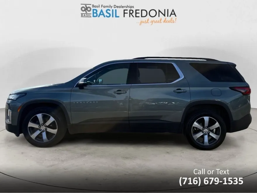 2023 Chevrolet Traverse Leather photo 1
