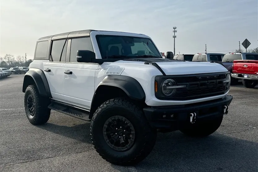 2023 Ford Bronco Raptor photo 1