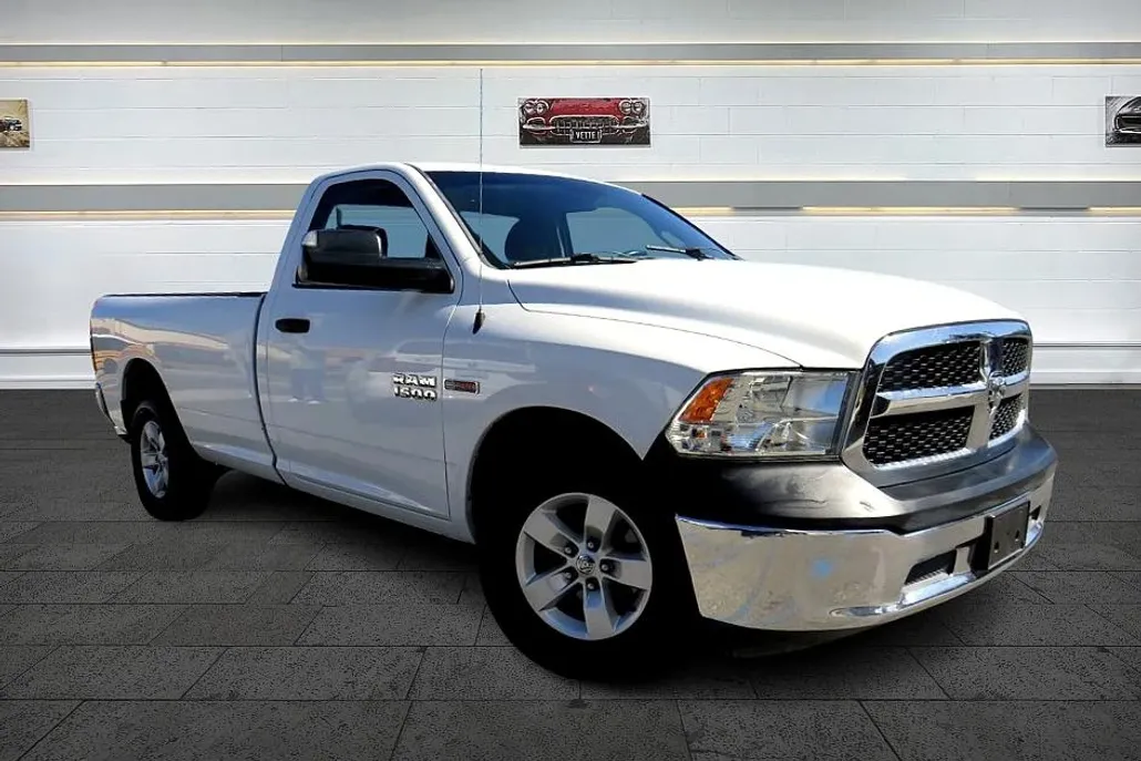 2015 Ram 1500 Tradesman photo 1