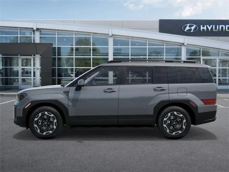 2025 Hyundai Santa Fe SEL photo 1