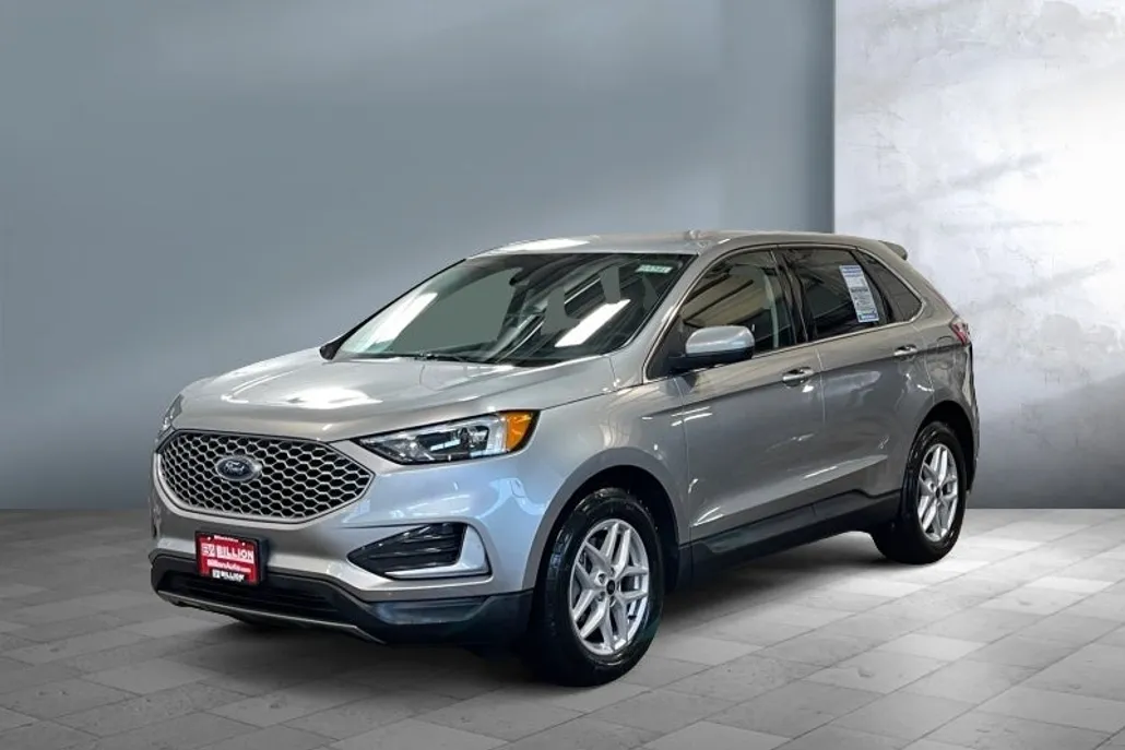 2024 Ford Edge SEL photo 1