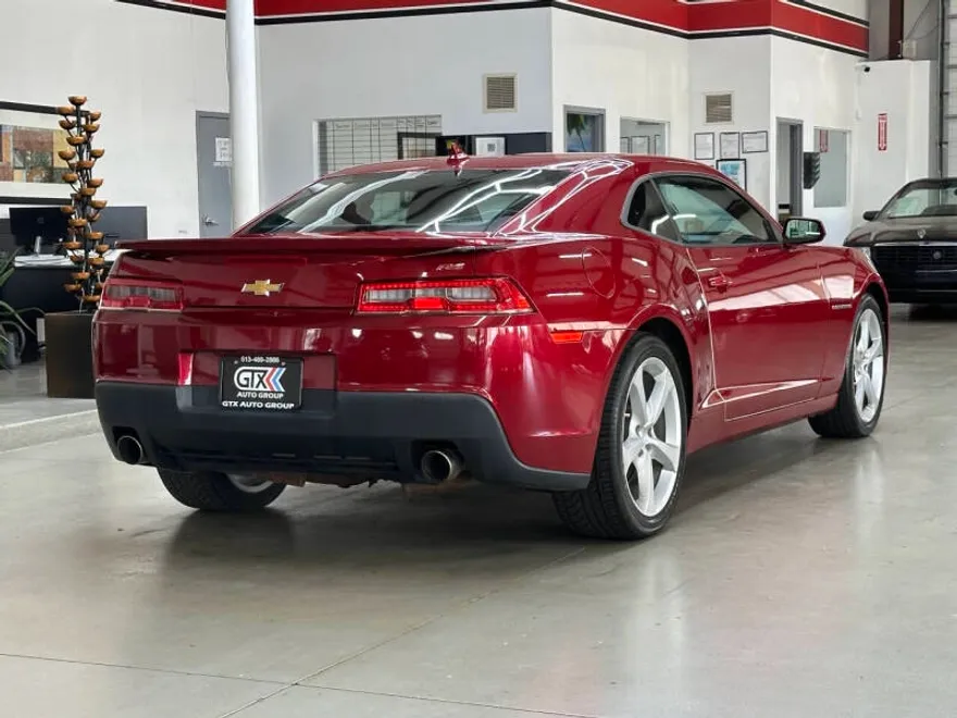 2015 Chevrolet Camaro Coupe 1LT photo 1