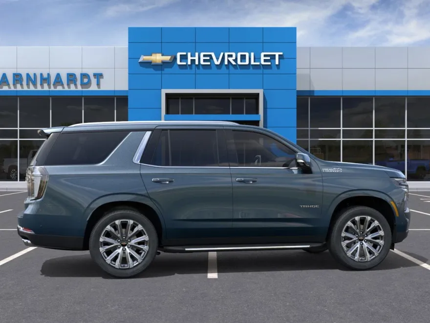 2025 Chevrolet Tahoe High Country photo 2