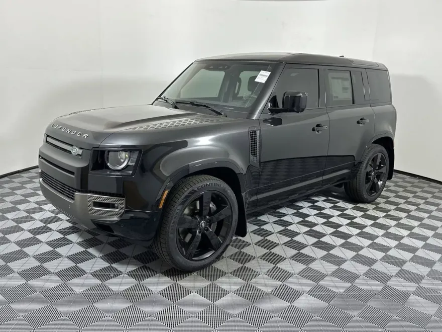 2025 Land Rover Defender 110 X-Dynamic SE photo 1