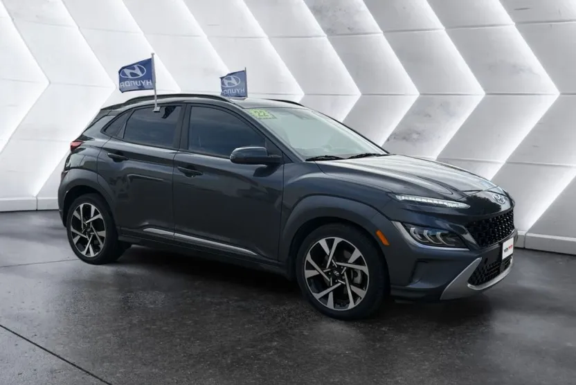 2022 Hyundai Kona Limited photo 1