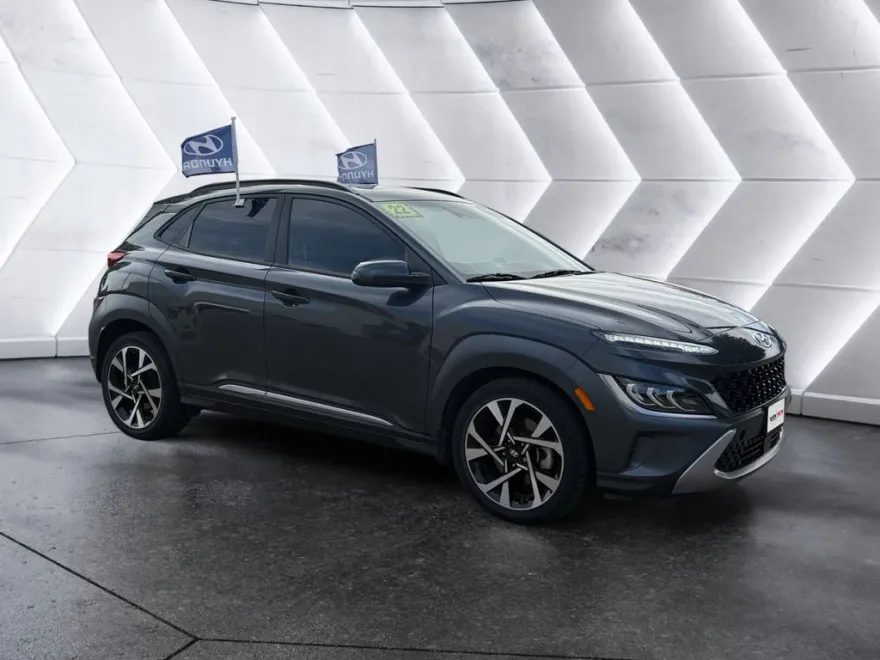 2022 Hyundai Kona Limited photo 1