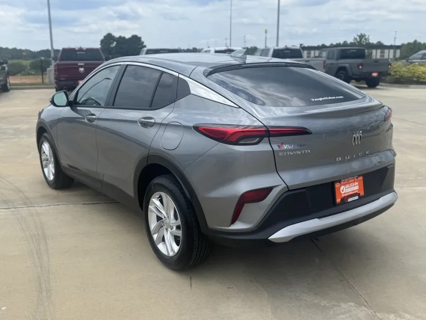 2025 Buick Envista Preferred photo 1