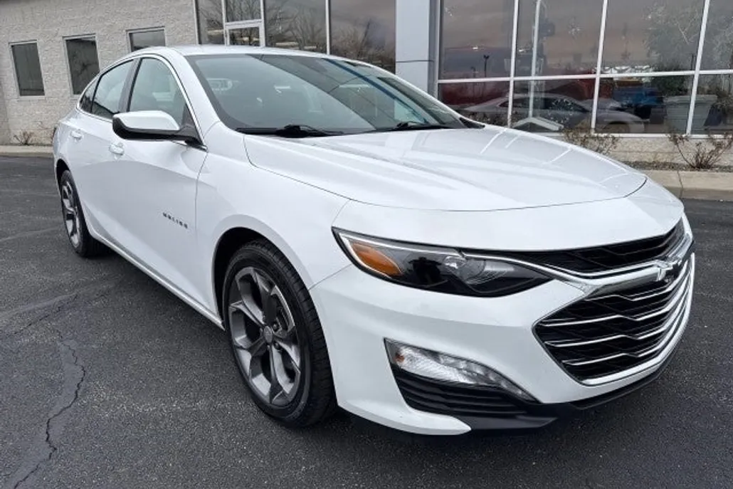 2020 Chevrolet Malibu 1LT photo 1
