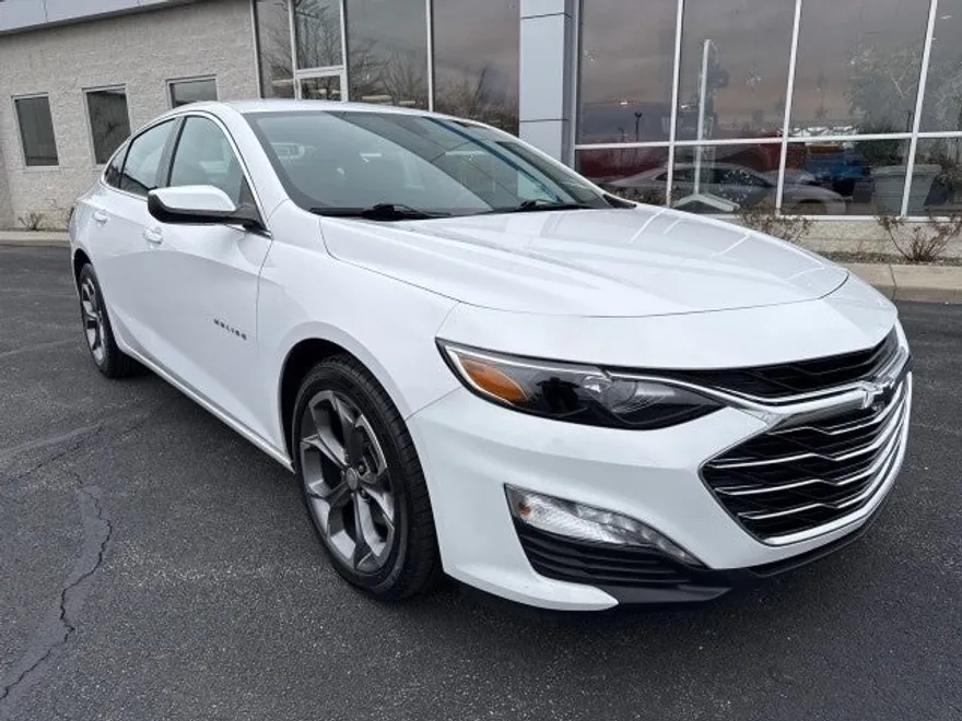 2020 Chevrolet Malibu 1LT photo 1