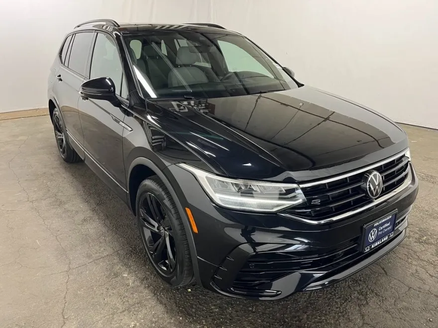 2023 Volkswagen Tiguan SE R-Line Black photo 1