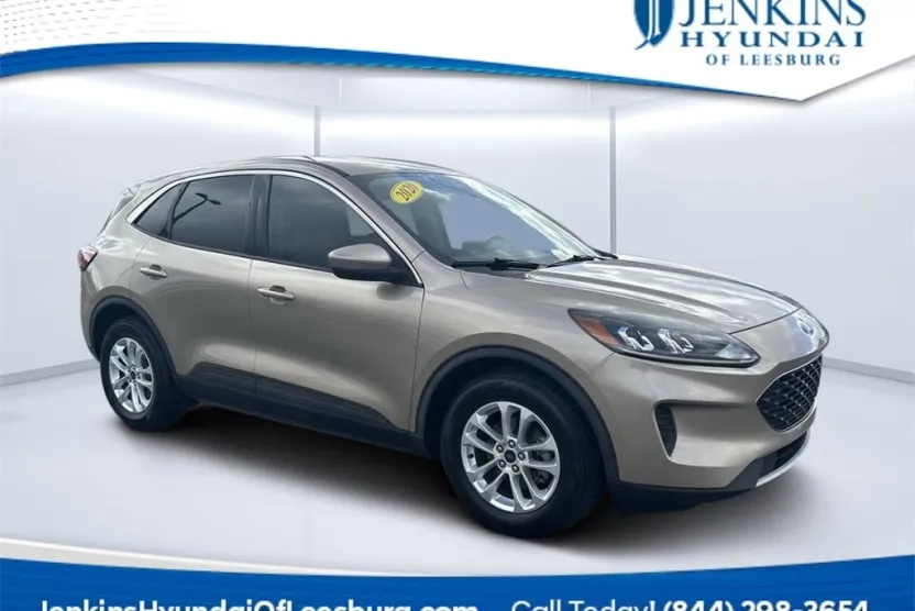 2020 Ford Escape SE photo 1