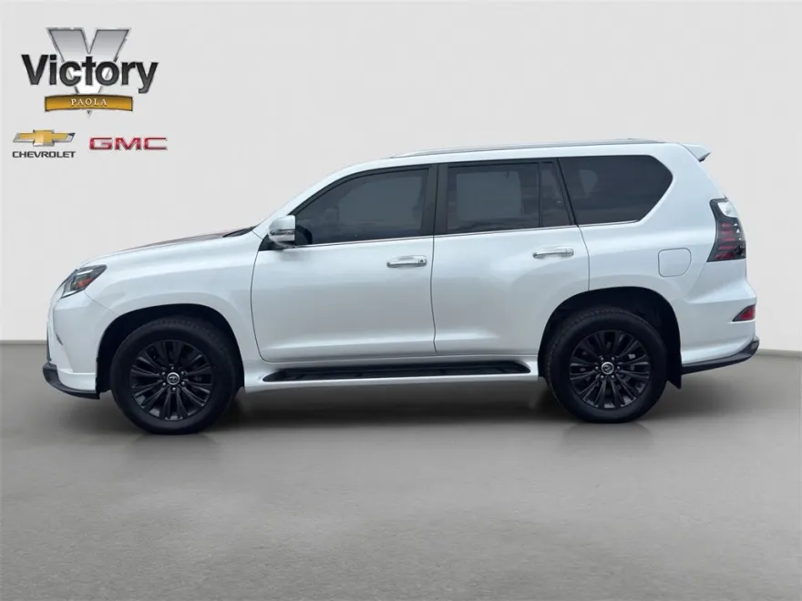 2023 Lexus GX 460 photo 1