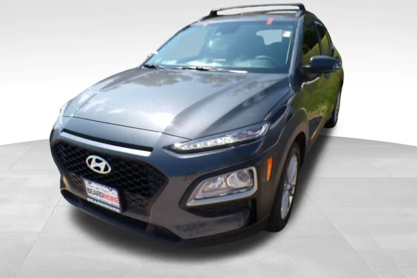 2021 Hyundai Kona SEL photo 1
