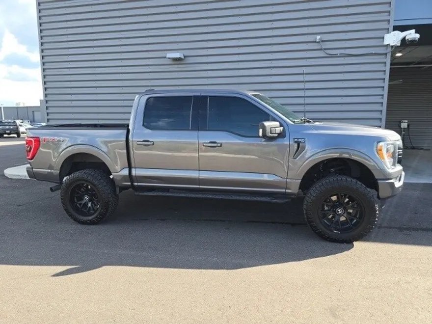 2021 Ford F-150 XLT photo 1