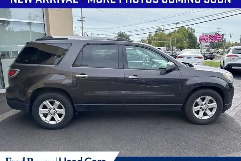2016 Gmc Acadia SLE photo 1