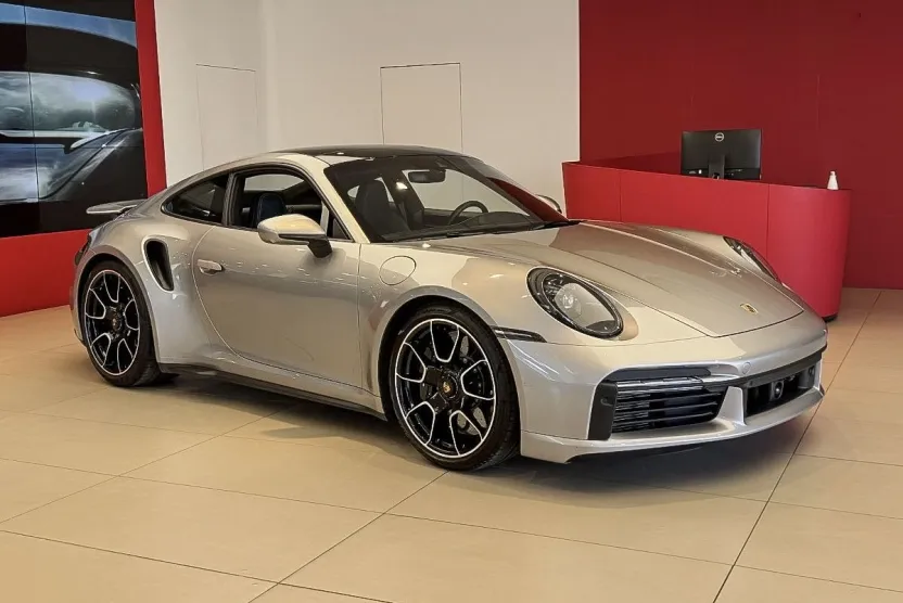 2021 Porsche 911 Turbo S photo 1