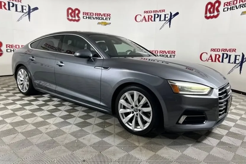 2018 Audi A5 Premium Quattro photo 1