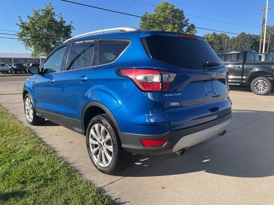 2017 Ford Escape Titanium photo 1