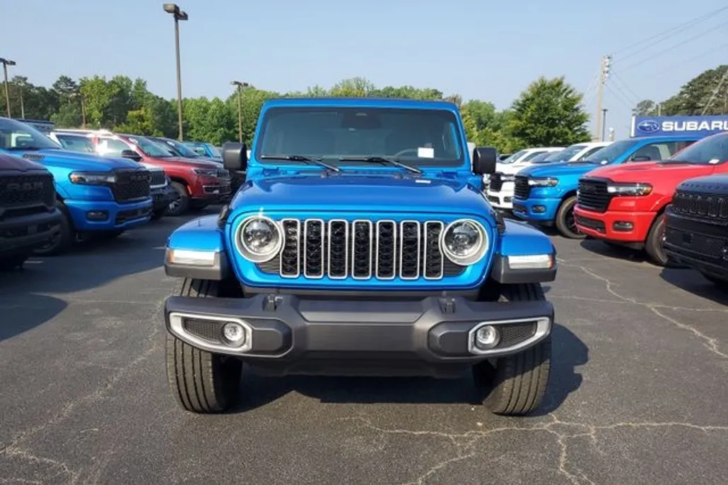 2025 Jeep Wrangler Sahara 4xe photo 1