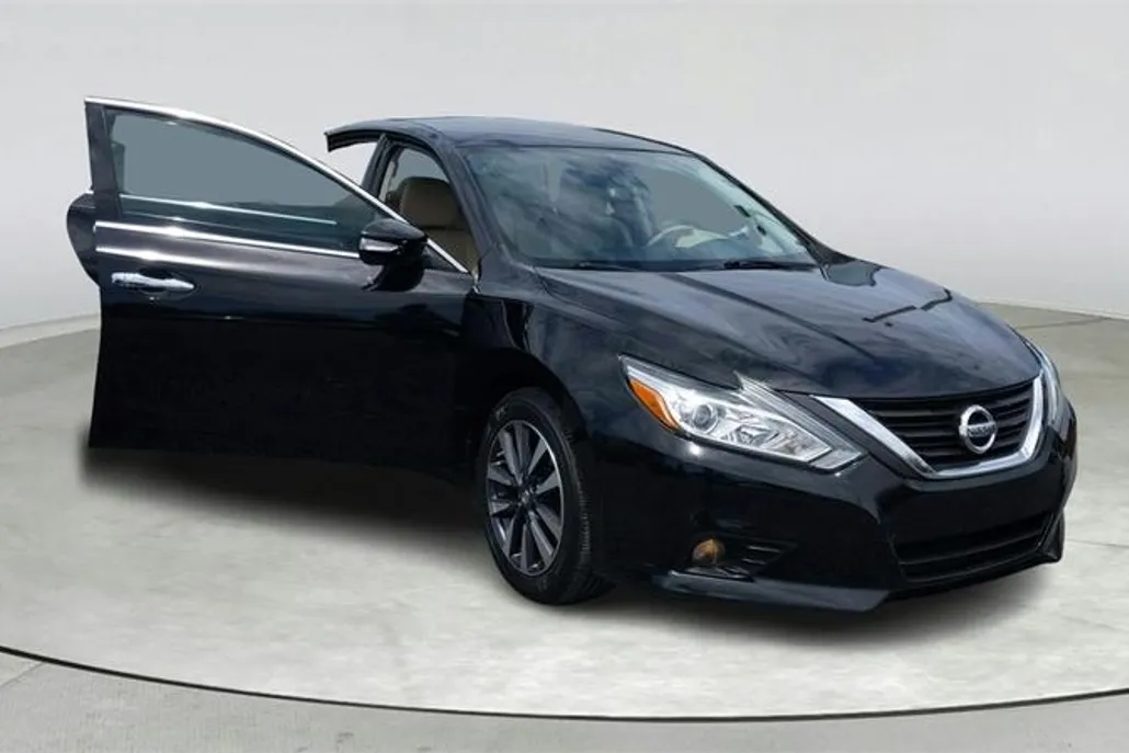 2016 Nissan Altima 2.5 SL photo 1
