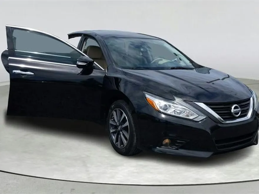 2016 Nissan Altima 2.5 SL photo 1
