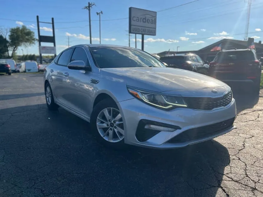 2019 Kia Optima LX S photo 1