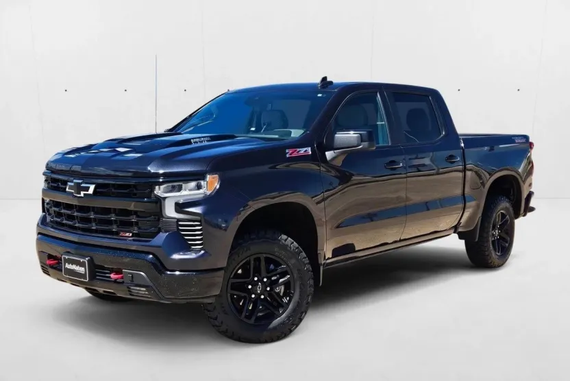 2023 Chevrolet Silverado 1500 LT Trail Boss photo 1