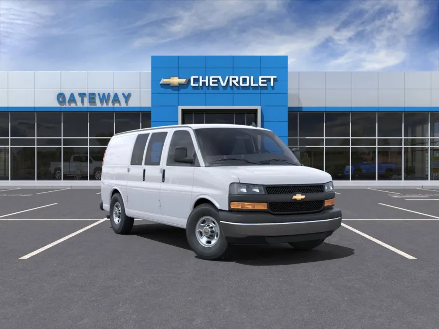 2025 Chevrolet Express Cargo 3500 photo 1