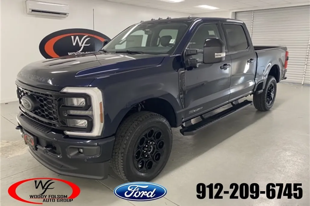 2025 Ford F-250 Lariat photo 1