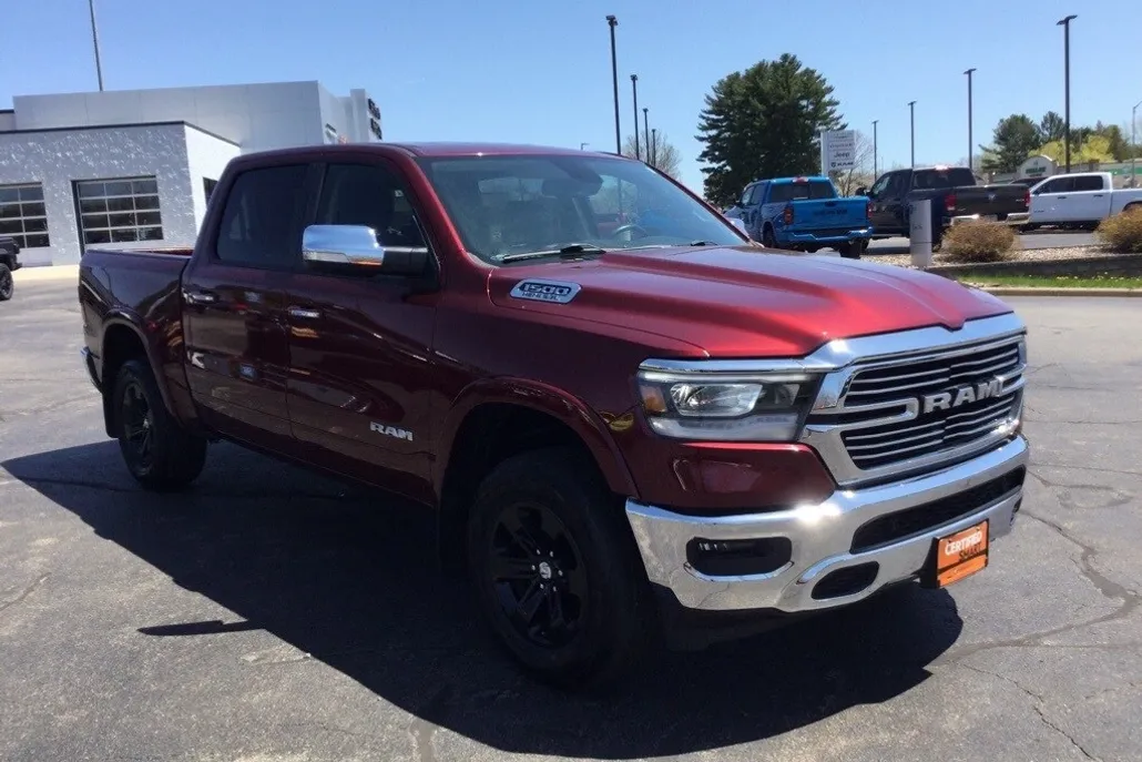 2020 Ram 1500 Laramie photo 1