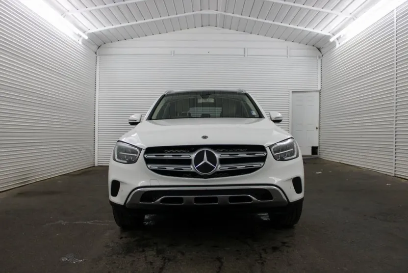 2020 Mercedes Benz GLC 300 photo 1