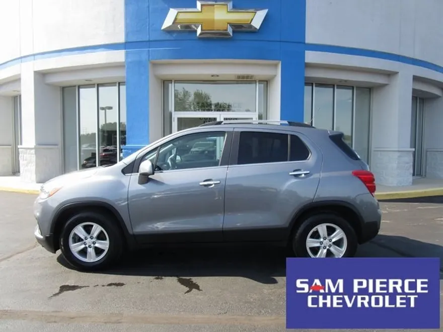 2019 Chevrolet Trax LT photo 1