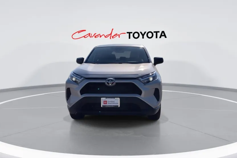 2025 Toyota RAV4 LE photo 1