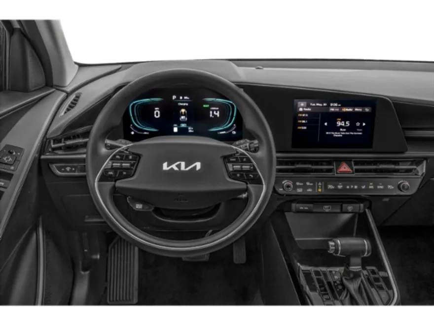 2025 Kia Niro LX photo 4