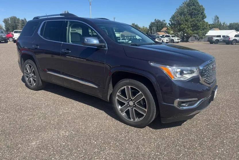 2018 Gmc Acadia Denali photo 1