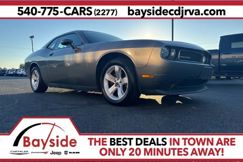 2011 Dodge Challenger photo 1